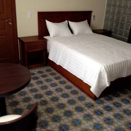 Hotel La Cretonne Les Cayes Zewnętrze zdjęcie