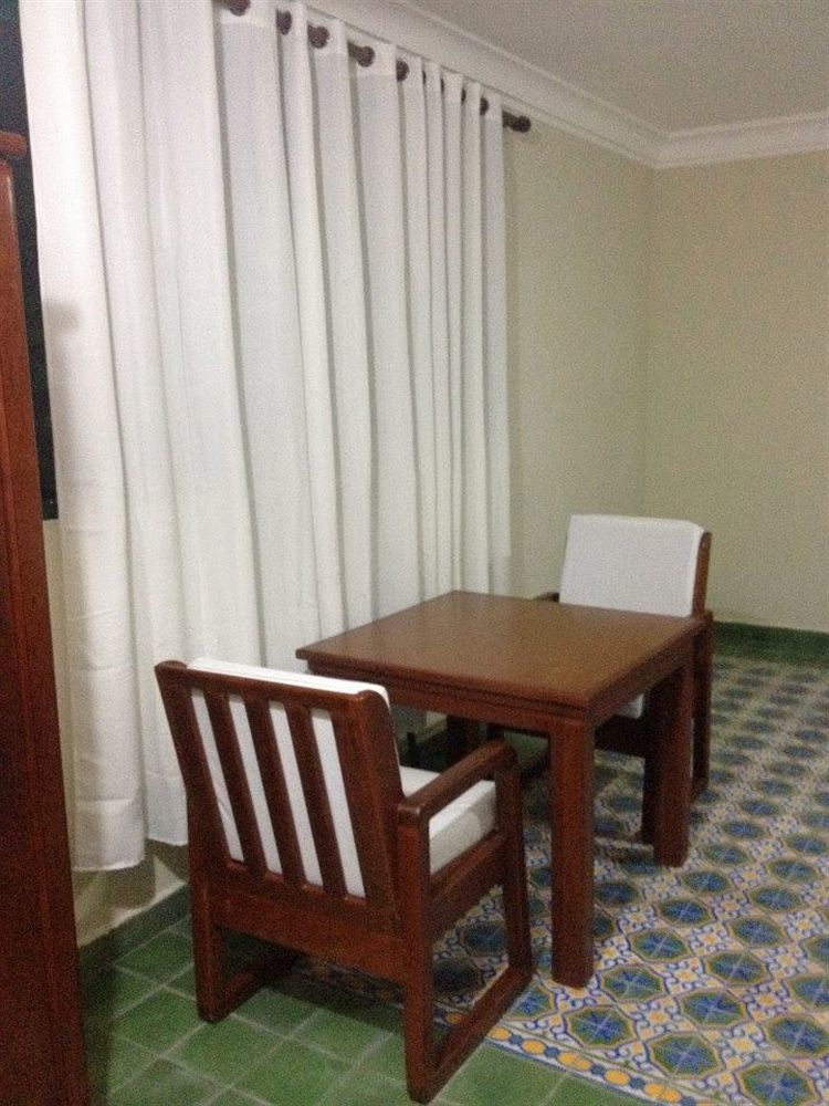 Hotel La Cretonne Les Cayes Zewnętrze zdjęcie